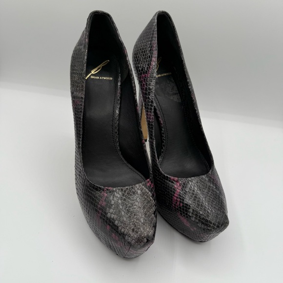 Brian Atwood Savita Snake Print Hidden Platform Pumps Heels Size 9.5 Us - Picture 2 of 16